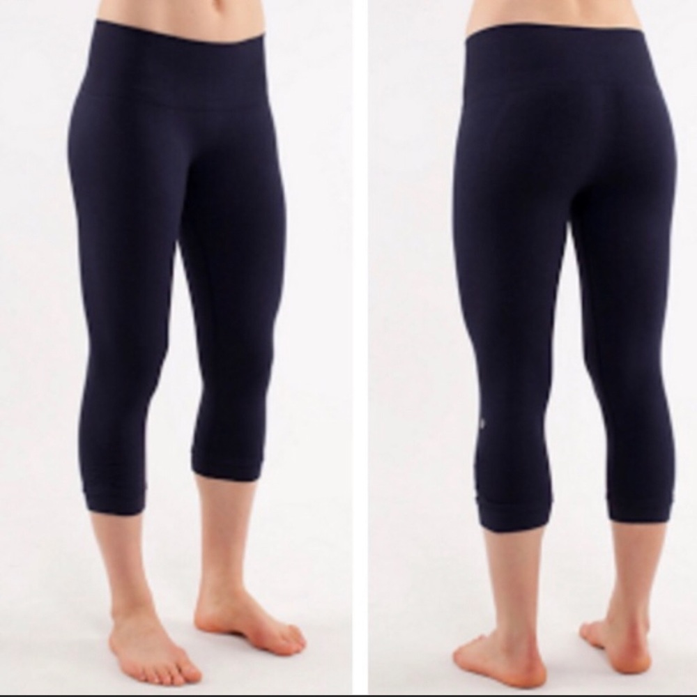Lululemon Ebb and Flow Cropped Pants